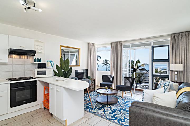 Chakas Cove 76 Open Plan Living